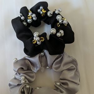 Ann taylor pearl scrunchies